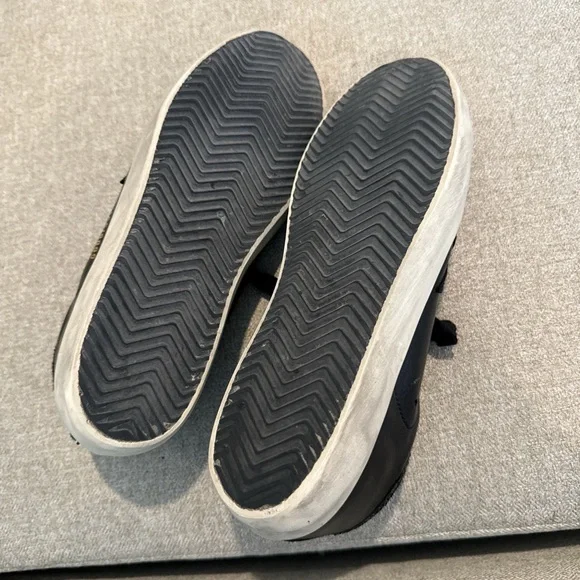 Golden Goose Black and White Women's Sneakers - Picture 7 of 8